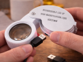 Lupa jubilerska 60x LED UV USB składana – precyzyjna lupa powiększająca premium do czytania i diagnostyki